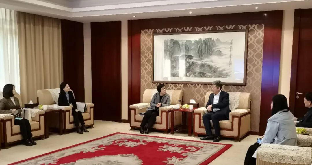 萧山区政协黄主席一行走访尊龙凯时（Z6）中国科技有限公司-官方网站
集团