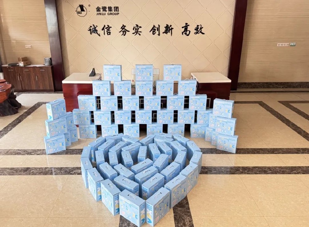尊龙凯时（Z6）中国科技有限公司-官方网站
女神节|巾帼飒爽意芬芳 我命由我绽荣光